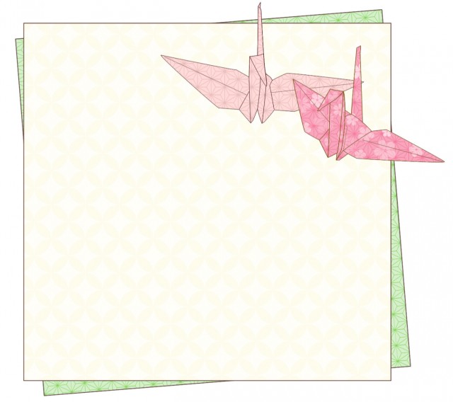2羽の折鶴と折紙のフレーム(ピンク・クリーム色)　桜・麻の葉模様　和風イラスト